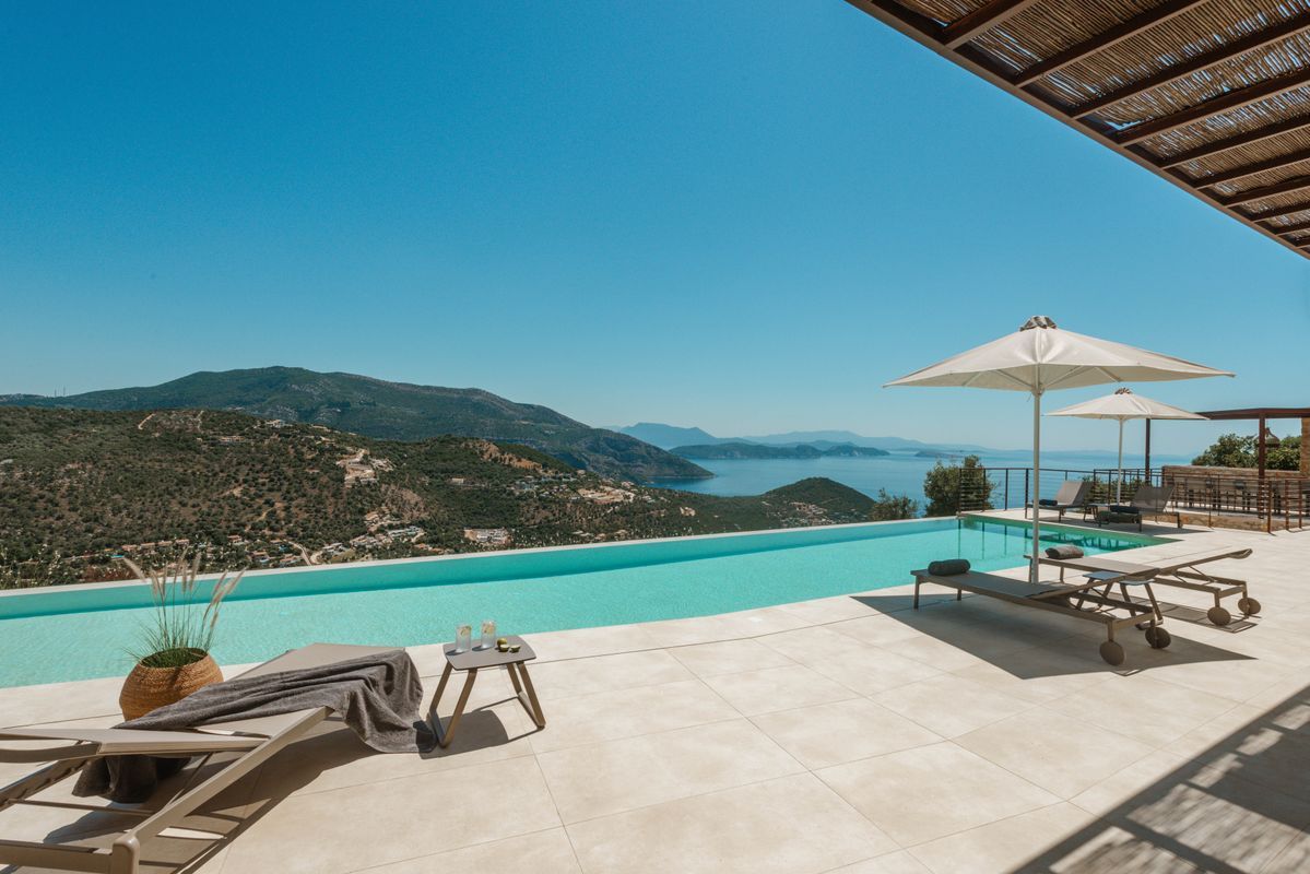 Villa Mulberry outdoor lounge area with mountain views